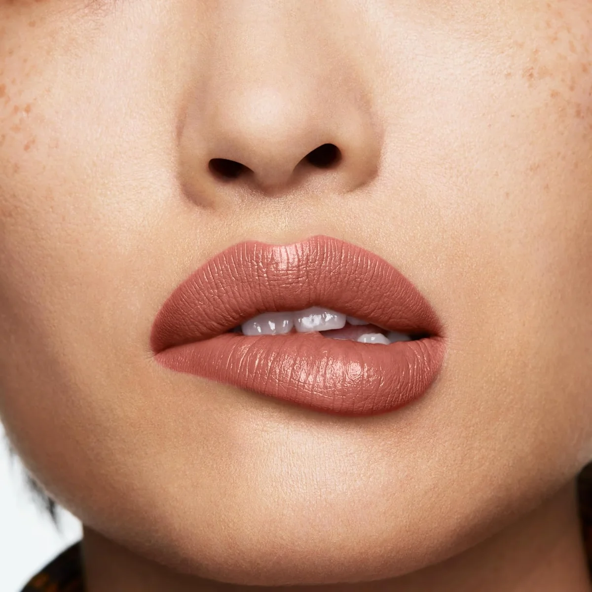 שפתון Smashbox CAFFEINATE 3